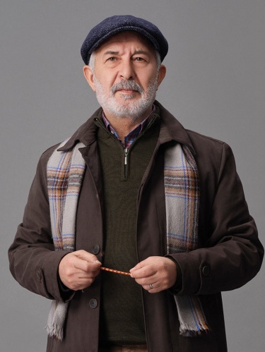 "Adım Farah"ın karakter afişleri yayınlandı!