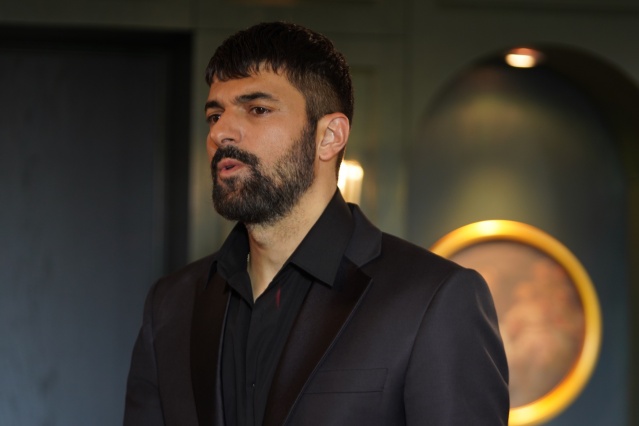 "Adım Farah" yeni bölümünden fotoğraflar geldi!