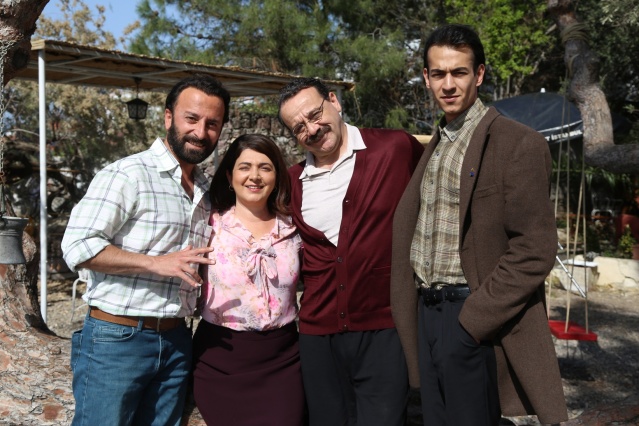 Üç Kız Kardeş’in setinden renkli kareler
