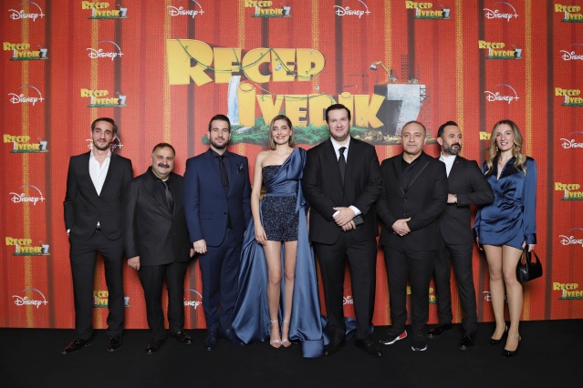 "Recep İvedik 7"nin özel gösteriminden kareler paylaşıldı!