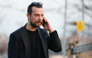 Akrep'e Onur geldi